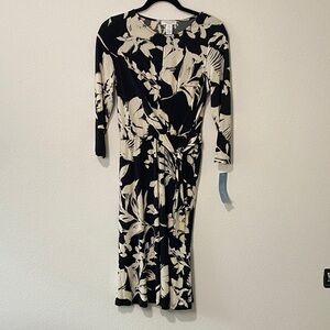 Women’s Keyhole Side Tie Flare Black and Cream Floral Dress